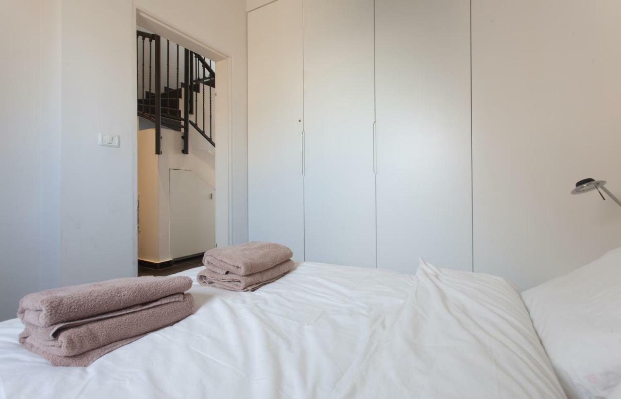 Apartamento Luxury Penthouse 2 Bed Near Rothchild Tel Aviv Exterior foto