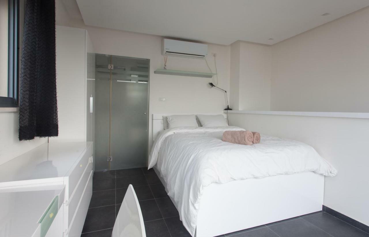 Apartamento Luxury Penthouse 2 Bed Near Rothchild Tel Aviv Exterior foto