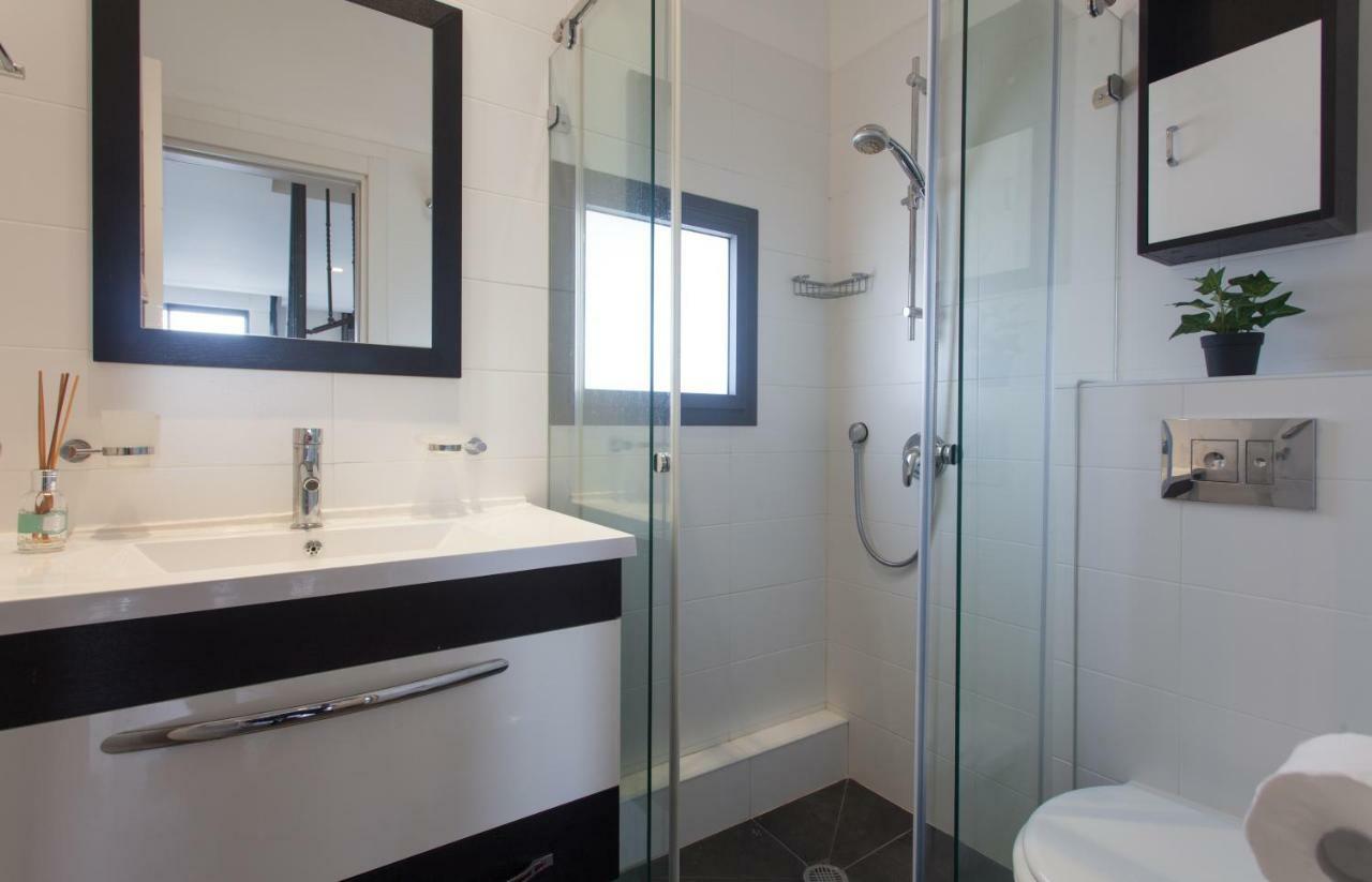 Apartamento Luxury Penthouse 2 Bed Near Rothchild Tel Aviv Exterior foto